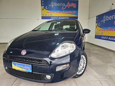 Usata Fiat Punto Young 75 CV (55 kW) 2015 Blu Utilitaria
