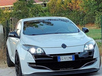 Usata Renault Mégane Coupé R.S. 250 CV (183 kW) 2011 Coupé