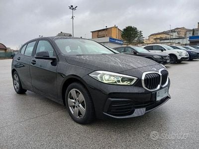 Usata BMW 116 Advantage 116 CV (85 kW) 2021 Nero Utilitaria