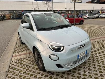 Usata Fiat 500e 86 kW (118 CV) 2020 Blu Utilitaria
