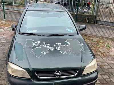 Usata Opel Astra 90 CV (66 kW) 1999 Verde Berlina