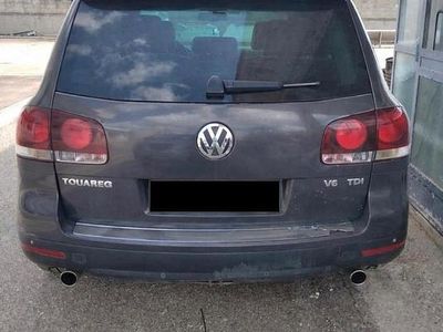 Usata VW Touareg 240 CV (176 kW) 2007 Grigio SUV