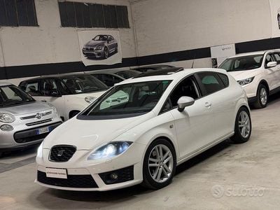 Usata Seat Leon FR 170 CV (125 kW) 2011 Bianco Utilitaria