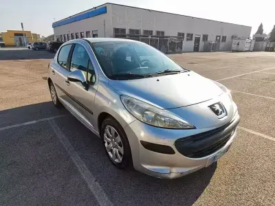 Usata Peugeot 207 68 CV (50 kW) 2007 Grigio Berlina