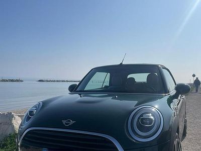 Usata Mini Cooper D Cabriolet 111 CV (81 kW) 2018 Verde Cabrio