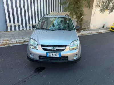 Usata Suzuki Ignis 69 CV (50 kW) 2006 Grigio Utilitaria