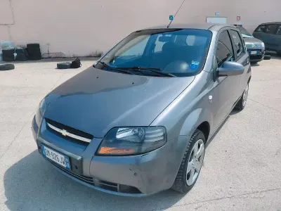 Usata Chevrolet Aveo 72 CV (52 kW) 2008 Grigio Berlina
