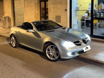 Usata Mercedes SLK200 163 CV (119 kW) 2005 Grigio Cabrio