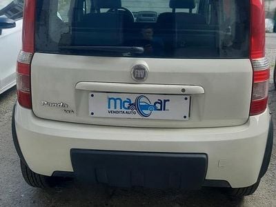 Gebraucht Fiat Panda 4x4 Climbing 75 PS (55 kW) 2012 Weiß Kleinwagen