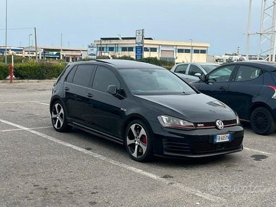 Usata VW Golf VII GTI 230 CV (169 kW) 2015 Nero Berlina