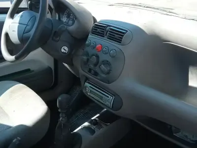 Usata Fiat 600 54 CV (39 kW) 2006 Utilitaria