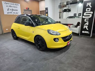 Usata Opel Adam Glam 87 CV (63 kW) 2013 Giallo Utilitaria