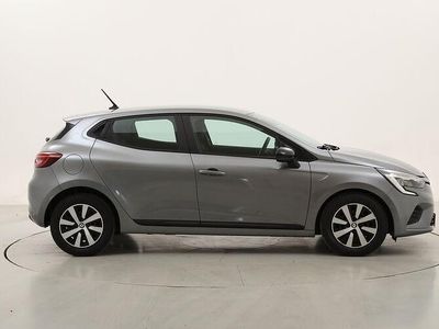 Begagnad Renault Clio V Equilibre 101 HK (74 kW) 2023 Halvkombi