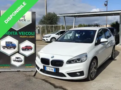 Usata BMW 218 Luxury Line 150 CV (110 kW) 2015 Bianco Station wagon