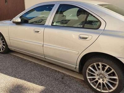 Usata Volvo S60 185 CV (136 kW) 2008 Argento Berlina