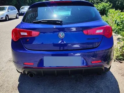 Usata Alfa Romeo Giulietta 120 CV (88 kW) 2019 Bluazzurro Utilitaria