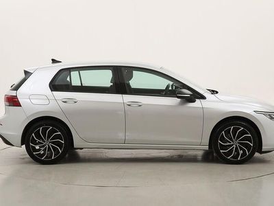 Usata VW Golf VIII Life 110 CV (80 kW) 2021 Berlina