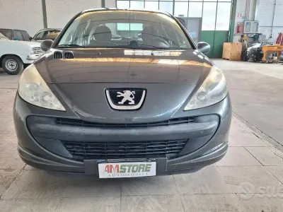 Usata Peugeot 206 60 CV (44 kW) 2011 Grigio Berlina