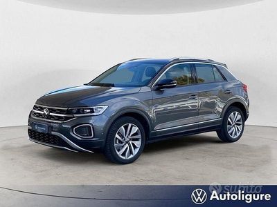 Usata VW T-Roc Style 110 CV (80 kW) 2022 Grigio SUV