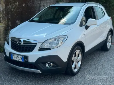 Usata Opel Mokka 116 CV (85 kW) 2013 Bianco SUV