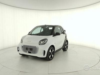 Bodypanels crystal white Usata 2021 Smart ForTwo Electric Drive Passion Cabrio | 15.900 € (Cara)