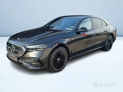 Nuova Mercedes E300 AMG Line Premium 197 CV (144 kW) 2026 Grigio Berlina