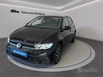 Usata VW Polo Life 80 CV (58 kW) 2023 Nero Utilitaria