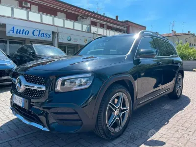 Occasion Mercedes GLB200 Premium 150 PK (110 kW) 2021 Zwart SUV