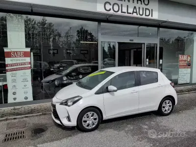 Usata Toyota Yaris Active 72 CV (52 kW) 2020 Bianco Berlina