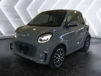 Usata Smart ForTwo Coupé Prime 60 kW (82 CV) 2022 Grigio Utilitaria