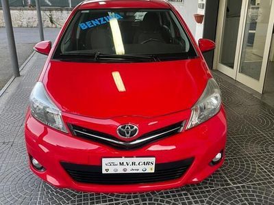 usata Toyota Yaris 5p 1.0