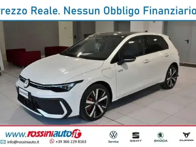 Usata VW Golf VIII Style 272 CV (200 kW) 2025 Pure white tetto nero Berlina
