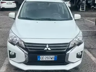 Usata Mitsubishi Space Star 71 CV (52 kW) 2021 Bianco Utilitaria