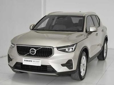 Usata Volvo XC40 120 CV (88 kW) 2023 Grigio SUV