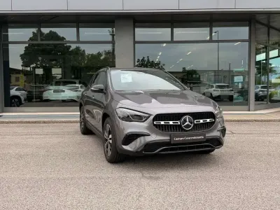 Nuova Mercedes GLA200 150 CV (110 kW) 2026 Grigio montagna SUV