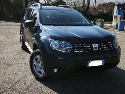 Usata Dacia Duster Essentiel 95 CV (69 kW) 2019 Blu/azzurro SUV
