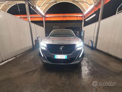 Begagnad Peugeot 2008 131 HK (96 kW) 2023 SUV