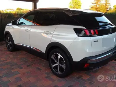 Usata Peugeot 3008 GT-line 131 CV (96 kW) 2019 Bianco SUV