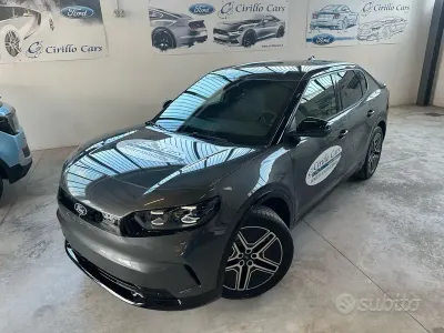 Nieuw Ford Capri Premium 125 kW (170 PK) 2026 Grijs SUV