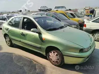 Usata Fiat Brava 80 CV (58 kW) 2001 Verde Utilitaria