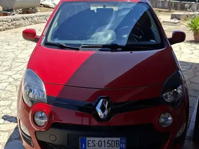 Usata Renault Twingo 75 CV (55 kW) 2013 Rosso Utilitaria