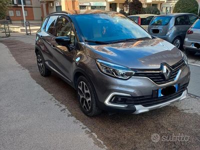 Usata 2019 Renault Captur SUV | 19.900 €