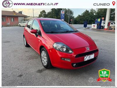 Usata Fiat Punto 75 CV (55 kW) 2013 Rosso Utilitaria