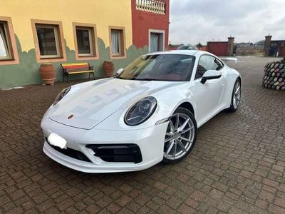 Porsche 911 Carrera