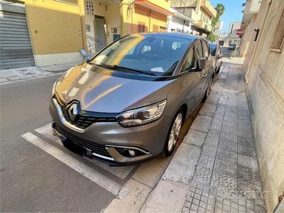 Usata Renault Scénic IV 110 CV (80 kW) 2017 Grigio Monovolume