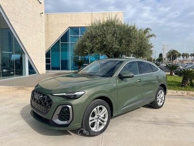Nuova Audi Q5 S-Line 204 CV (150 kW) 2026 Oro SUV