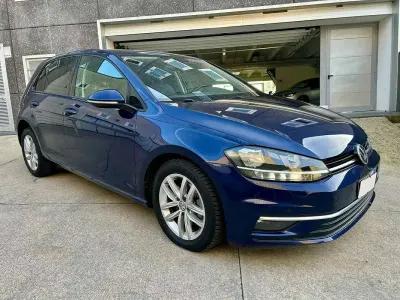 Usata VW Golf VII Highline 116 CV (85 kW) 2018 Blu/azzurro Berlina