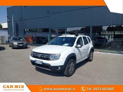Usata Dacia Duster Lauréate 125 CV (91 kW) 2014 Bianco SUV