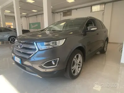 Usado Ford Edge Titanium 210 CV (154 kW) 2017 Gris SUV