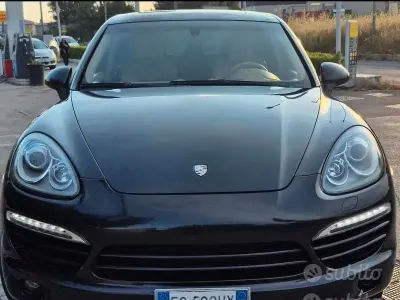 Usata Porsche Cayenne 245 CV (180 kW) 2011 Nero SUV
